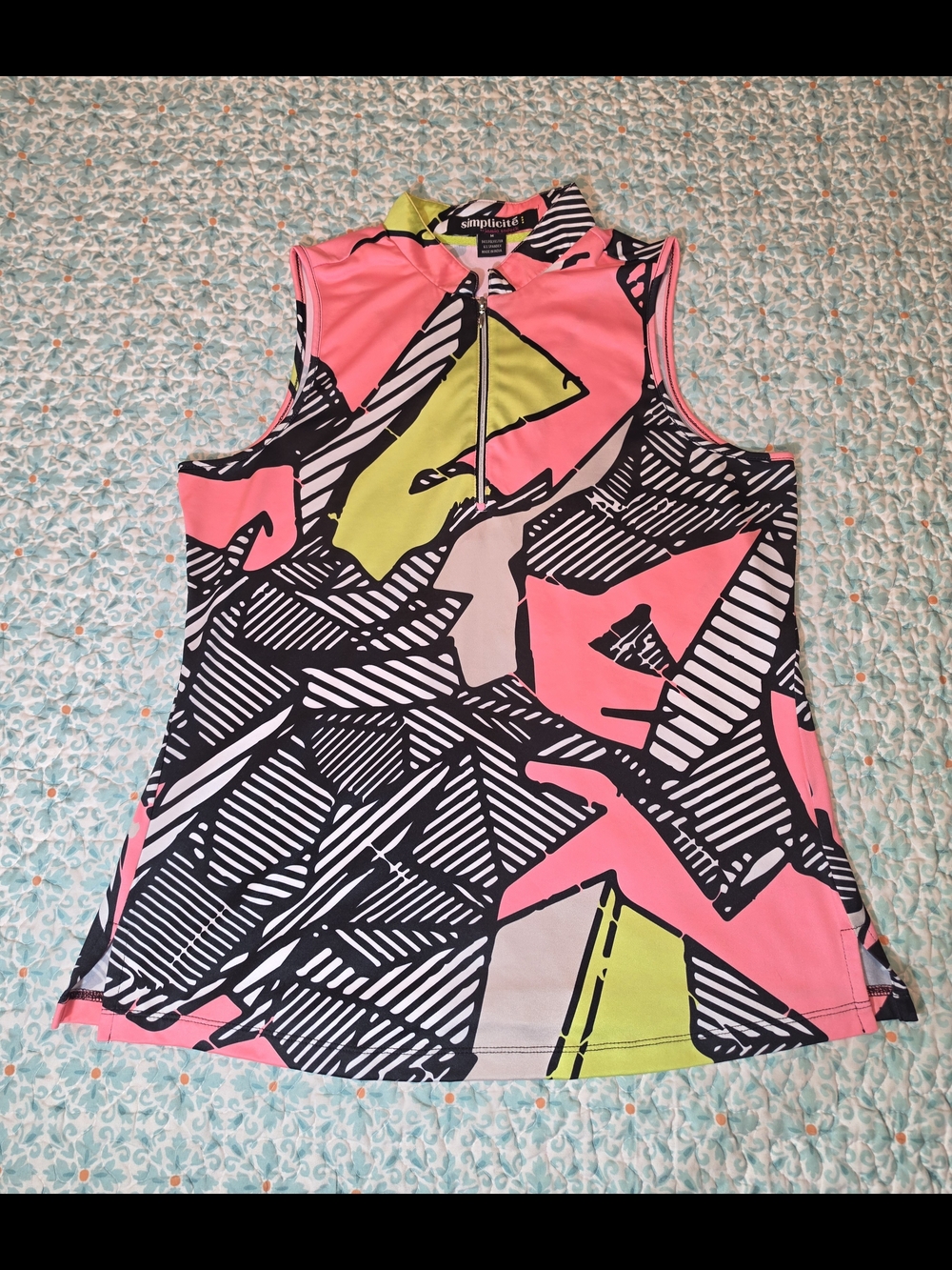 Simplicité by Jaimie Sadock Sleeveless Printed Active Tank - Pink, Lime & Black